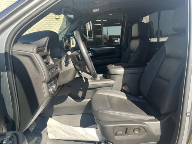 2023 Chevrolet Suburban 4WD LT