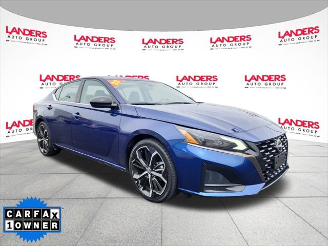 2023 Nissan Altima SR FWD