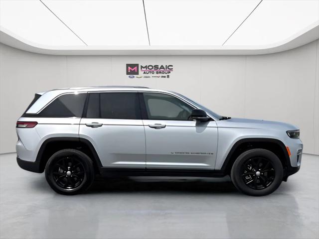 2024 Jeep Grand Cherokee Limited 4x4 2024 Jeep Grand Cherokee Limited 4x4