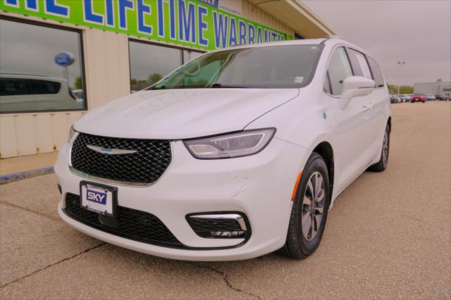 2021 Chrysler Pacifica Hybrid Touring L