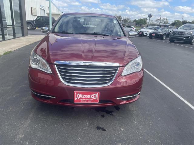 2012 Chrysler 200 Limited