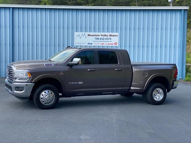 2020 RAM 3500 Laramie Longhorn Mega Cab 4x4 64 Box