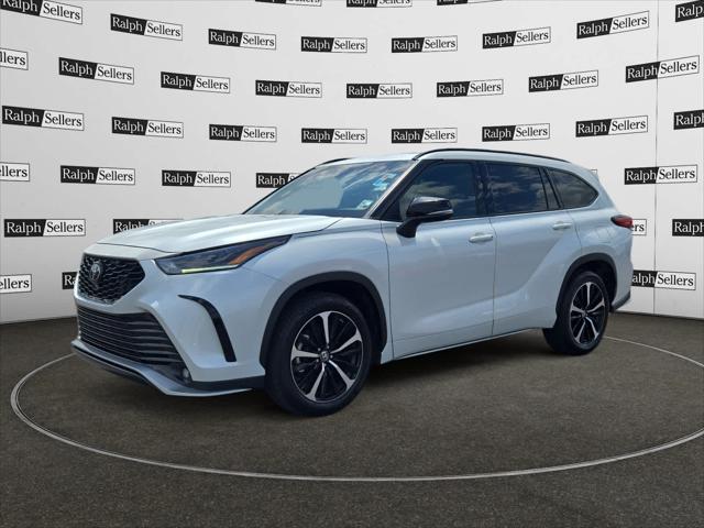2022 Toyota Highlander XSE