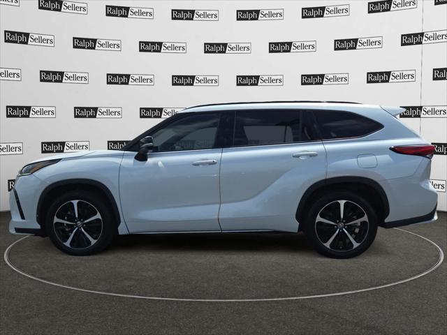 2022 Toyota Highlander XSE