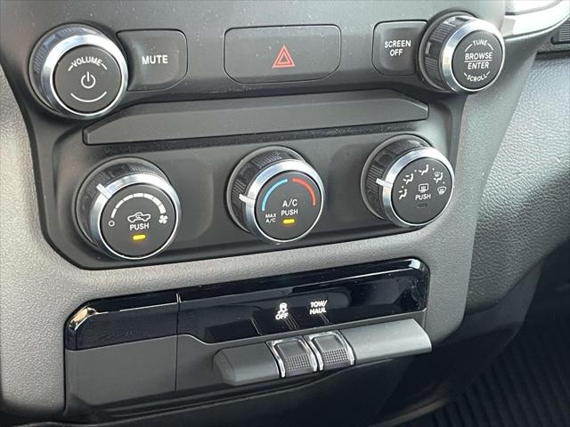 2021 RAM 1500 Big Horn Crew Cab 4x2 57 Box