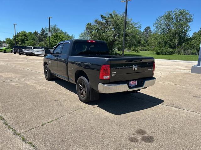 2016 RAM 1500 SLT