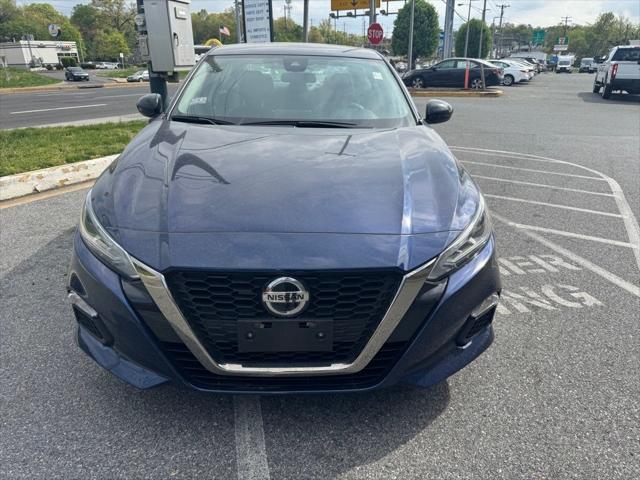 2022 Nissan Altima SR FWD