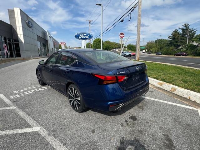 2022 Nissan Altima SR FWD