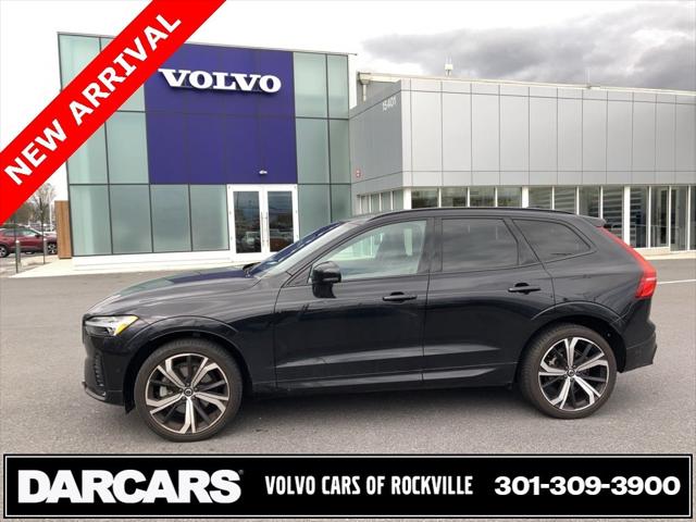 2022 Volvo XC60 B6 R-Design