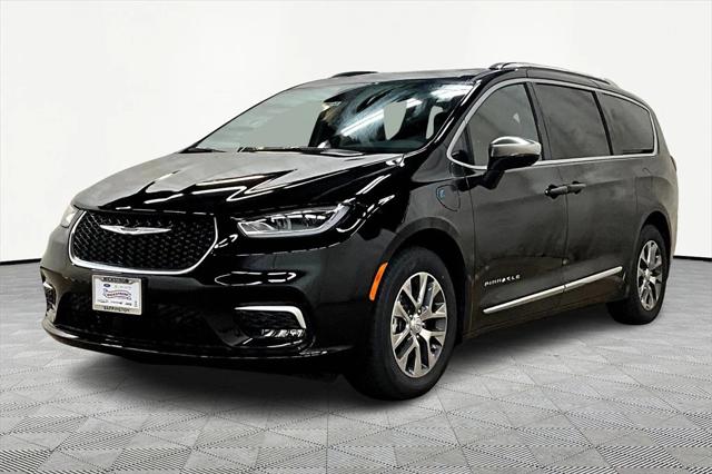 2025 Chrysler Pacifica Hybrid PACIFICA PLUG-IN HYBRID PINNACLE