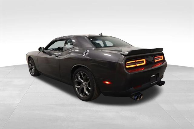 2016 Dodge Challenger R/T Plus