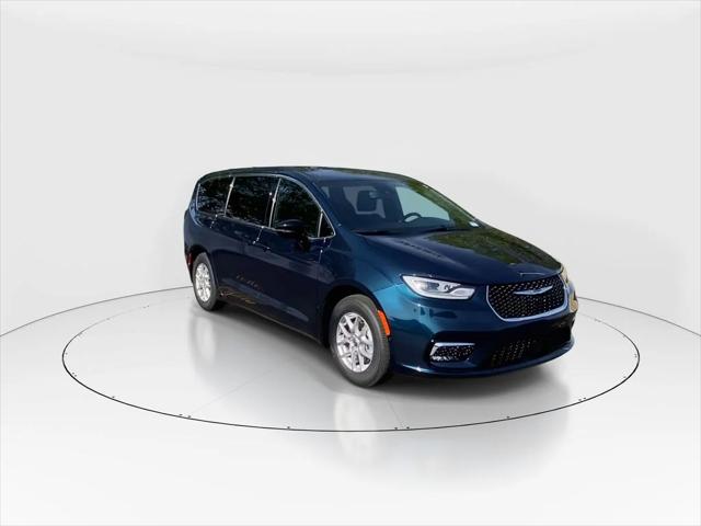 2025 Chrysler Pacifica PACIFICA SELECT