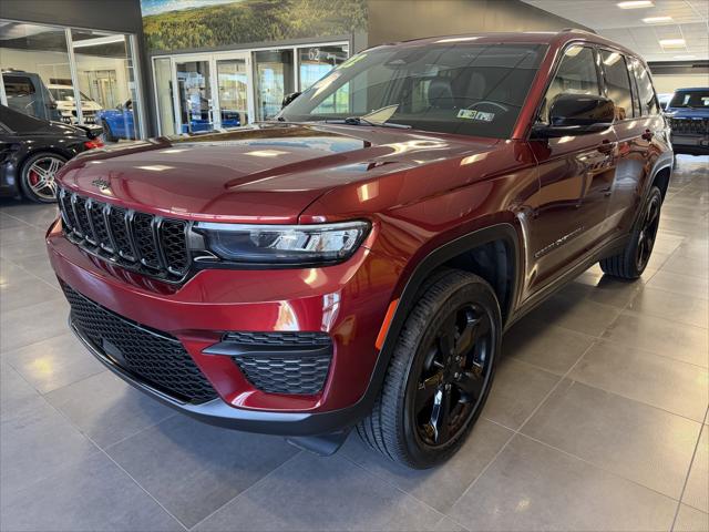 2022 Jeep Grand Cherokee Altitude 4x4