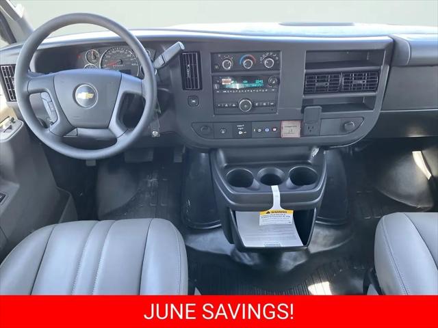 2025 Chevrolet Express Cargo Van RWD 2500 Regular Wheelbase WT
