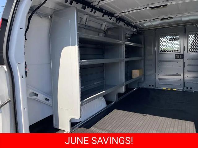 2025 Chevrolet Express Cargo Van RWD 2500 Regular Wheelbase WT