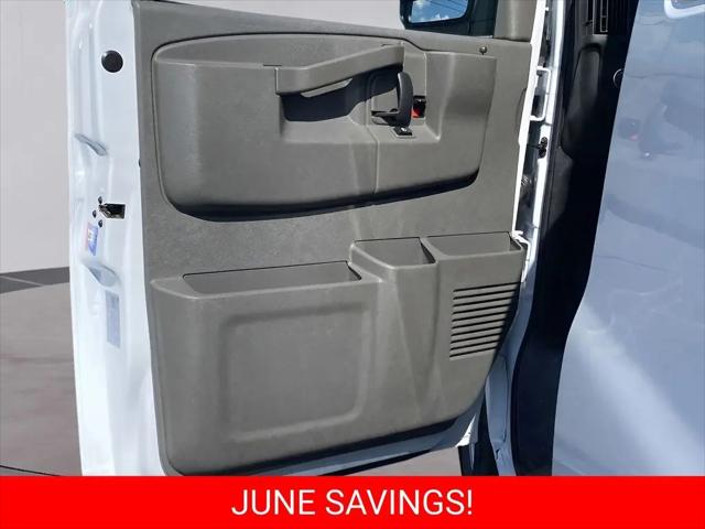 2025 Chevrolet Express Cargo Van RWD 2500 Regular Wheelbase WT