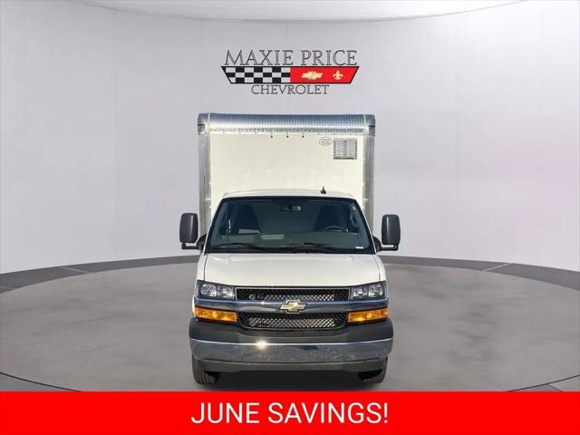 2024 Chevrolet Express Cutaway Work Van