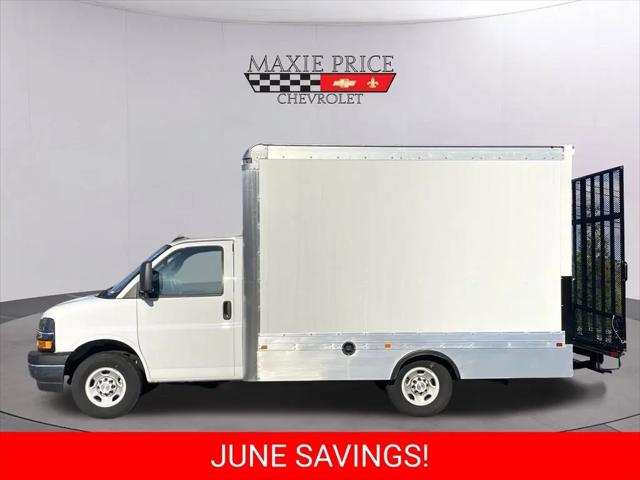 2024 Chevrolet Express Cutaway Work Van