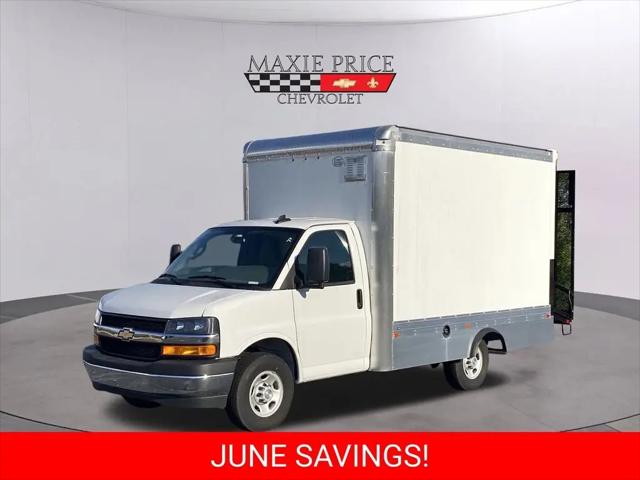 2024 Chevrolet Express Cutaway Work Van