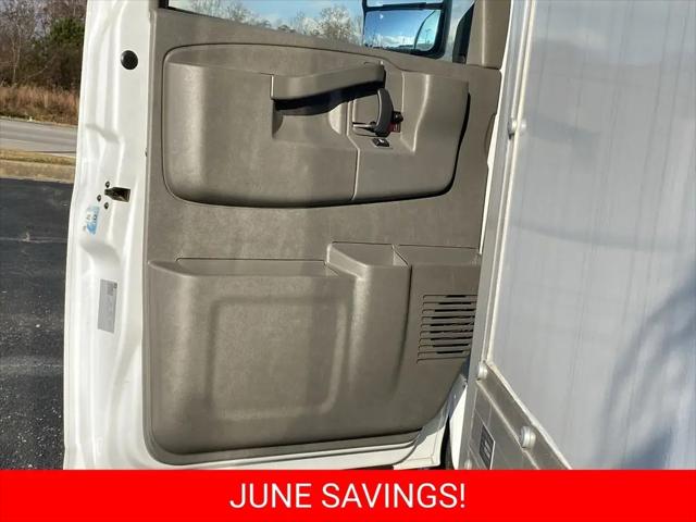 2024 Chevrolet Express Cutaway Work Van