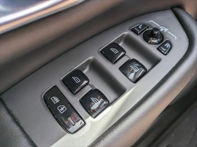 2022 Volvo XC90 T6 Inscription 7 Passenger