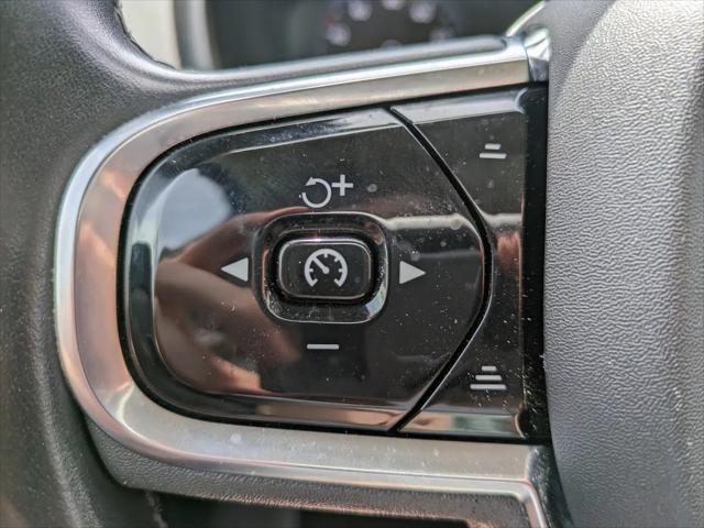 2022 Volvo XC90 T6 Inscription 7 Passenger