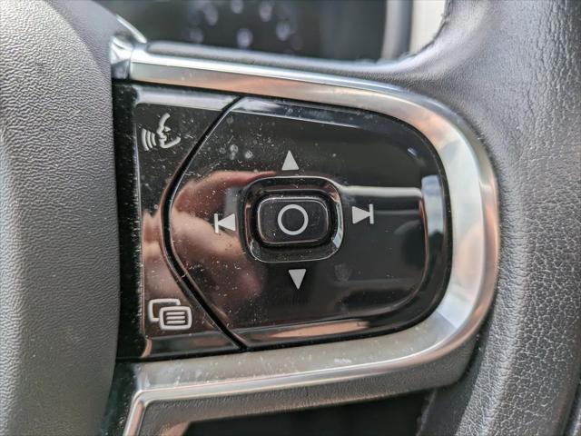 2022 Volvo XC90 T6 Inscription 7 Passenger