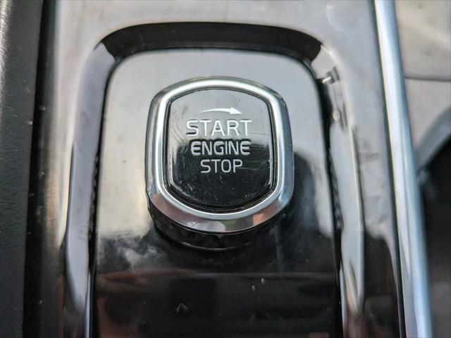 2022 Volvo XC90 T6 Inscription 7 Passenger
