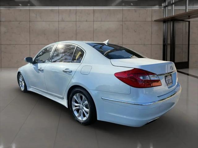 2012 Hyundai Genesis 3.8