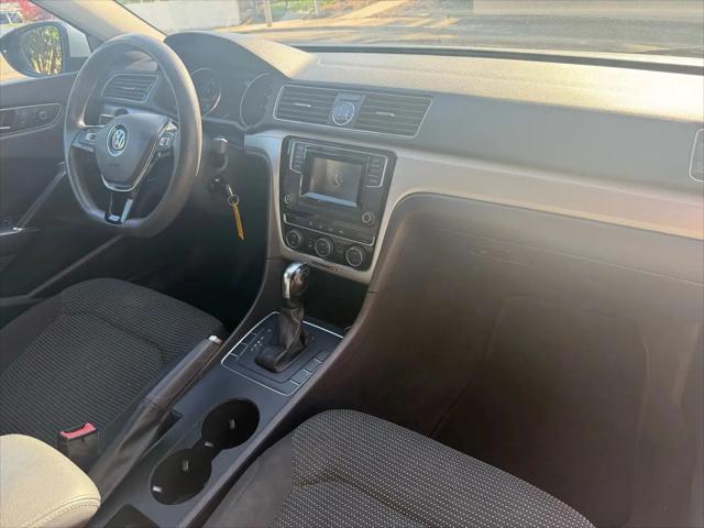 2016 Volkswagen Passat 1.8T S