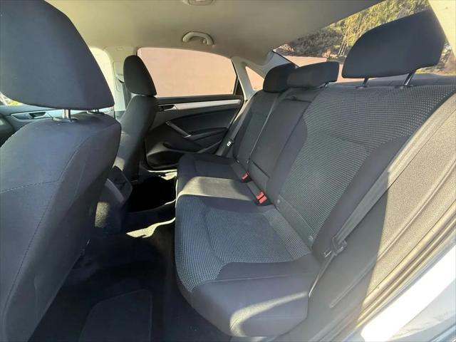 2016 Volkswagen Passat 1.8T S