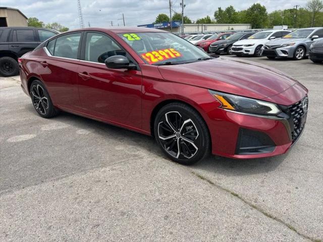 2023 Nissan Altima SR FWD