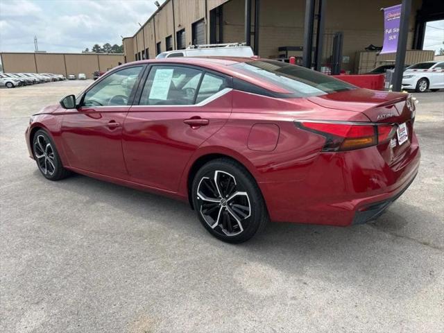 2023 Nissan Altima SR FWD
