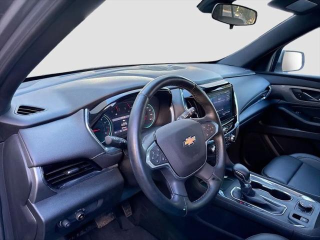 2023 Chevrolet Traverse AWD LT Leather