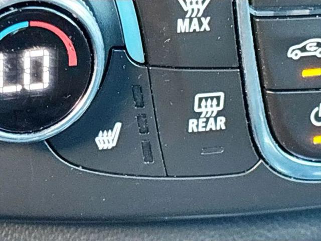 2023 Chevrolet Traverse AWD LT Leather