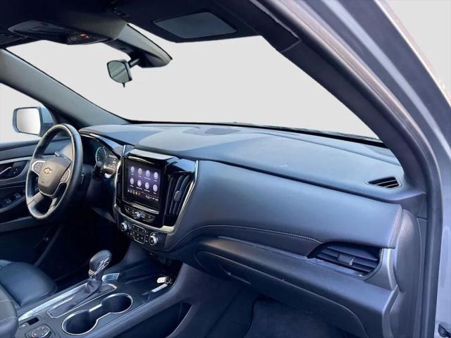2023 Chevrolet Traverse AWD LT Leather