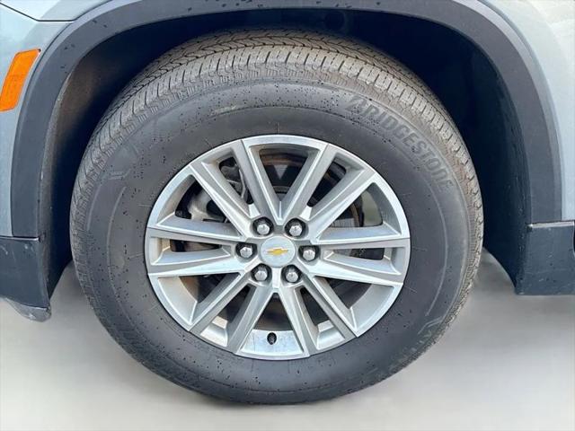 2023 Chevrolet Traverse AWD LT Leather