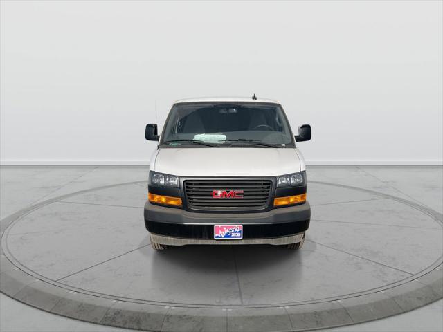2025 GMC Savana Cargo RWD 2500 Extended Wheelbase Work Van