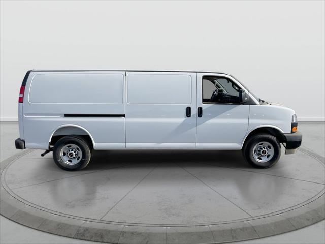 2025 GMC Savana Cargo RWD 2500 Extended Wheelbase Work Van