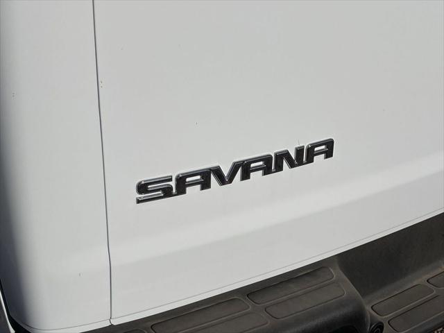2025 GMC Savana Cargo RWD 2500 Extended Wheelbase Work Van