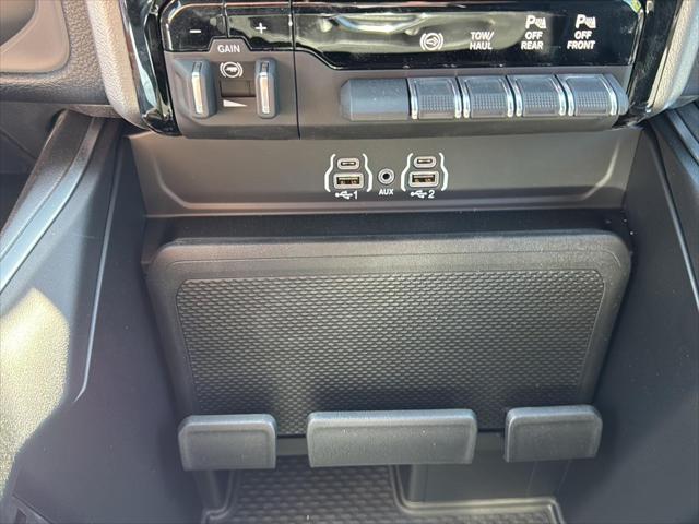 2025 Ram 2500 Big Horn Crew Cab 4x4 6'4" Box