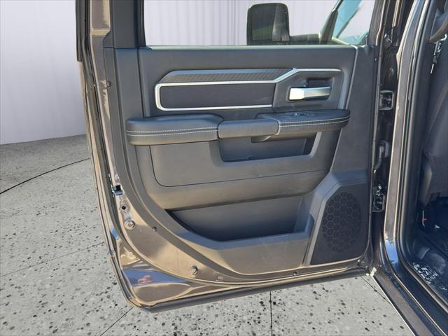2025 Ram 2500 Big Horn Crew Cab 4x4 6'4" Box