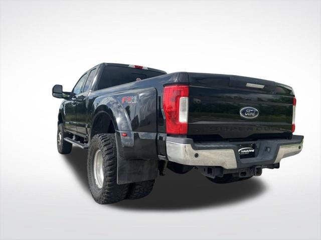 2017 Ford F-350 LARIAT