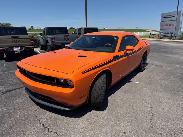 2014 Dodge Challenger SXT Plus
