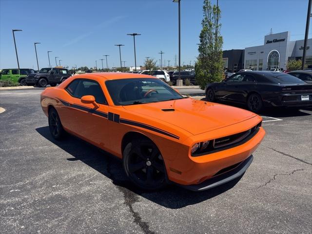 2014 Dodge Challenger SXT Plus