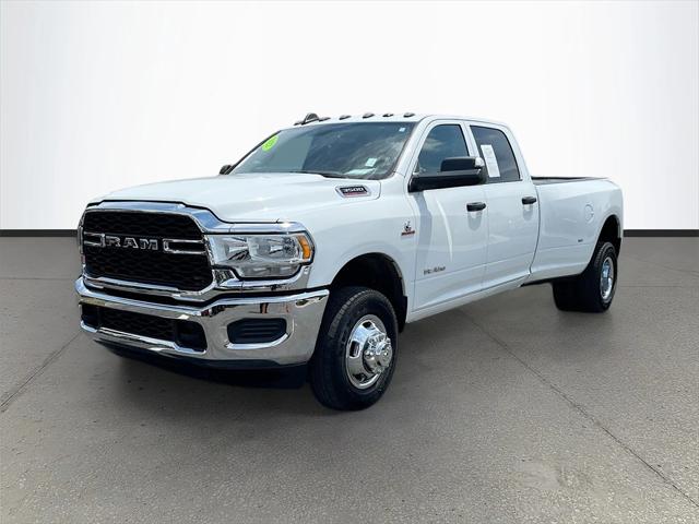 2022 RAM 3500 Tradesman Crew Cab 4x4 8 Box