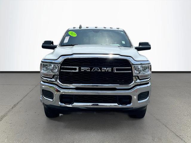 2022 RAM 3500 Tradesman Crew Cab 4x4 8 Box