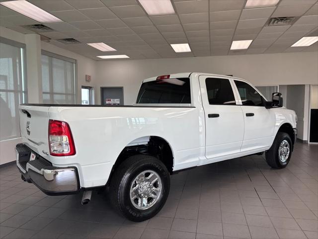 2024 RAM 2500 Tradesman Crew Cab 4x4 64 Box