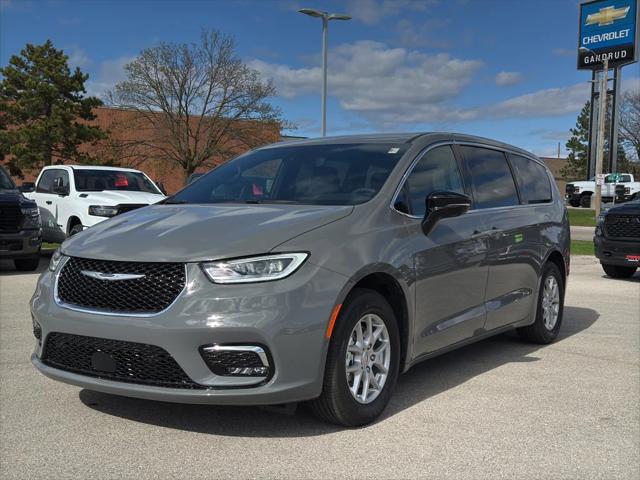 2025 Chrysler Pacifica PACIFICA SELECT
