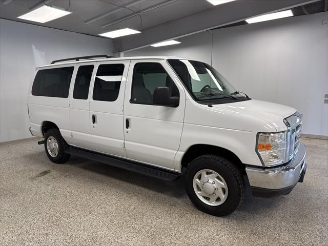 2009 Ford E-350 Super Duty XLT